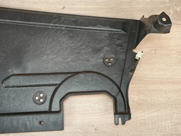 OEM 8738041 Vasen Alustasuojus BMW 4-sarjalle image 3