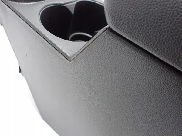 OEM 575863243 Accoudoir Port USB pour SEAT Ateca 19R image 9