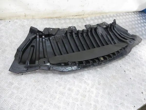Cubierta Parachoques Delantero Mercedes W205 OEM A2055200000 image 6