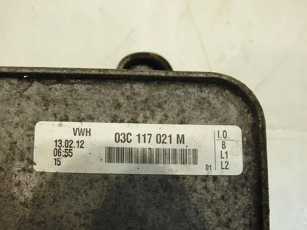 Ölkühler VW Touran 1.4 TSI 03C117021M image 5