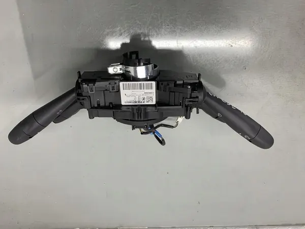 Gecombineerde schakelaar Citroen C3 II Lift 1.2 VTI 16 R 96773868ZD image 4