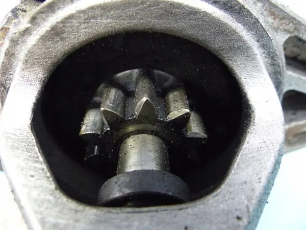 Motor de arranque Renault Koleos 233000157R image 3