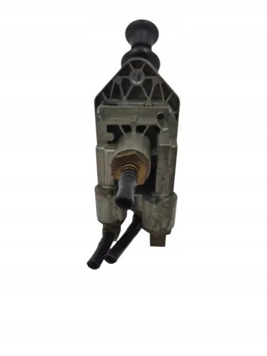 Soupape de frein à main OEM 961 723 125 0 Mercedes Atego image 3