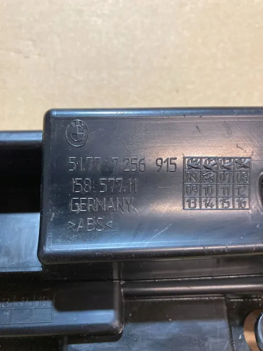 BMW F30/31 Linker voor dorpelbeschermer OEM 51777256915 image 6