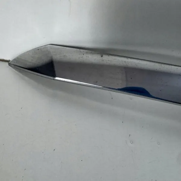 Skoda Superb II grille embleem OEM JPF131014009001 image 6