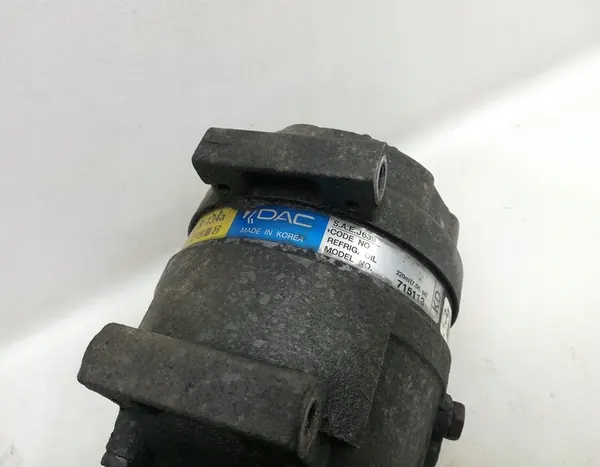 Compresseur de climatisation Chevrolet Lacetti 2.0 OEM 96801525 image 2