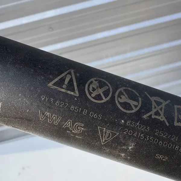 Porsche Cayenne 9Y Coupe Tailgate Actuator OEM 9Y3827851B image 2