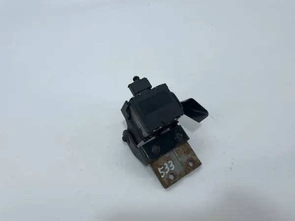 Radarsensorfäste OEM 28438-3ZL1B för Nissan Pulsar image 2