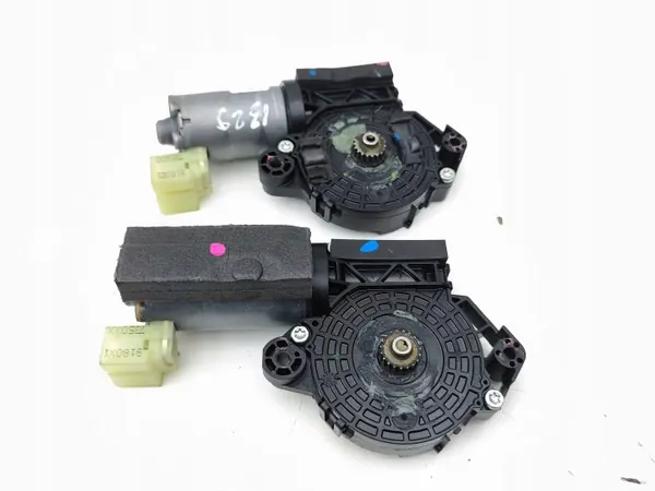 Audi Q5 SQ5 Schiebedachmotor OEM 0390200132 image 3