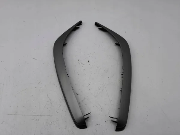 Mazda CX-7 2011 Mittkonsol List OEM EH4455254 image 2