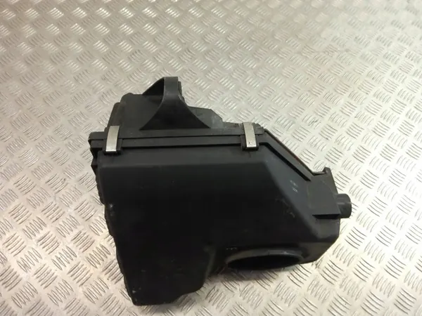 BMW Ilmansuodatin OEM 7601871 X3 F25 2017 image 8