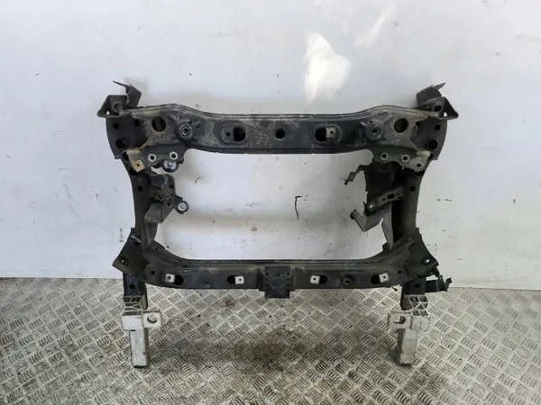 Mercedes-Benz Etuaputuki OEM AMD137847 image 2
