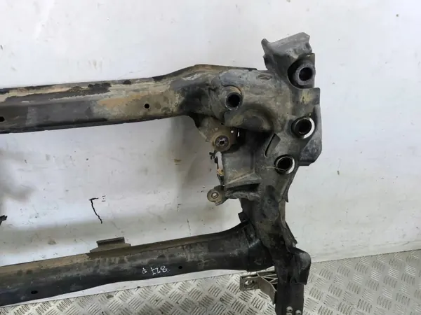 Mercedes-Benz Etuaputuki OEM AMD137847 image 4