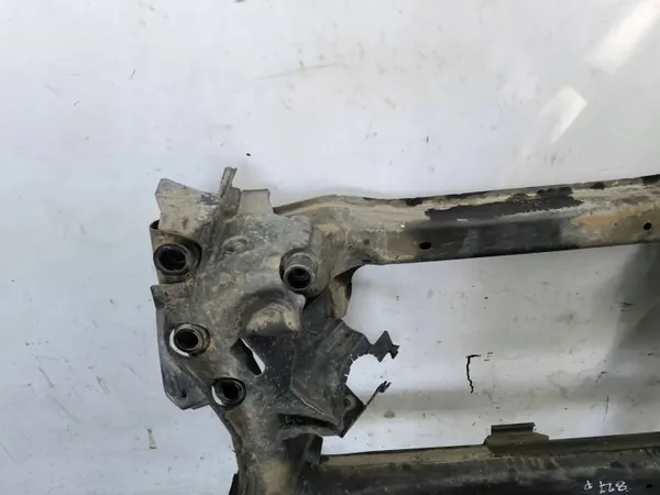 Mercedes-Benz Etuaputuki OEM AMD137847 image 5