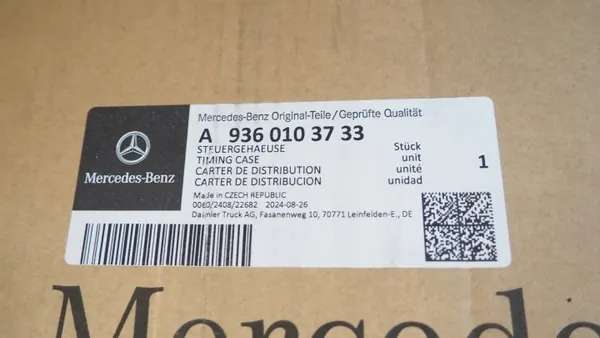 Cubierta motor Mercedes Arocs OEM A9360153702 - Usado image 6