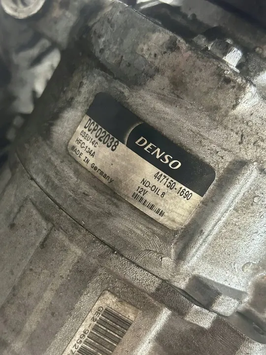 Compresseur de Climatisation Audi A4 B7 B6 2.0 TDI DCP02038 image 5