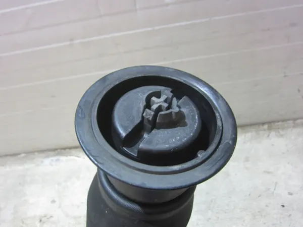 BMW X5 F15 Luchtveer OEM 6795013 Rechts achter image 5
