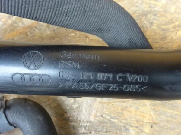 AUDI A4 B8 A5 8T 2.0 TDI Vesiputkisarja image 10