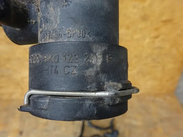 AUDI A4 B8 A5 8T 2.0 TDI Vesiputkisarja image 5