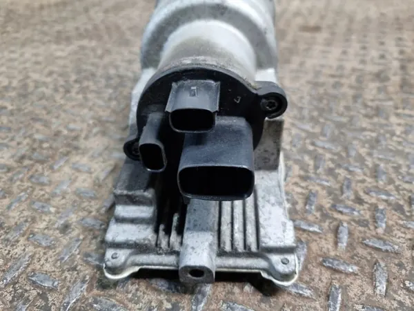Peça Chrysler OE OEM 38251434 Usada para Pacifica 2020 image 5