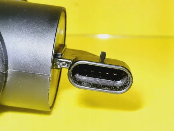 Luftmassenmesser Opel Astra III H 1.6B Delphi 25358054 image 3