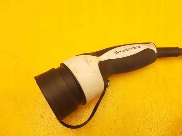 Cable de carga Mercedes-Benz OE A0005833001 image 4