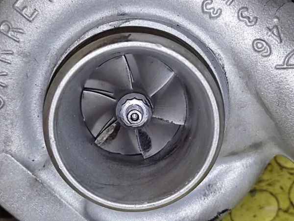 Saab 9-3 2.2 D Turbo OEM 24445062 - Begagnad image 3