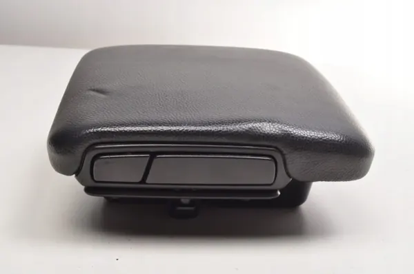 Accoudoir tunnel central Volvo V50 2010 OEM 39867432 image 3