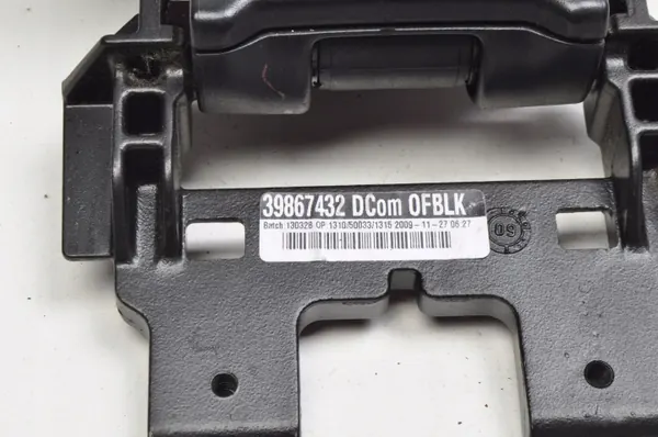 Accoudoir tunnel central Volvo V50 2010 OEM 39867432 image 7