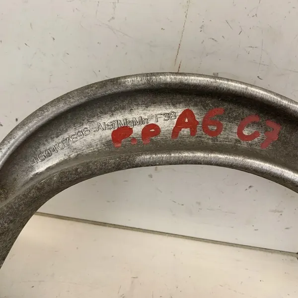 Braccio di controllo inferiore anteriore destro Audi A6 C7 3.0 TDI OEM image 3