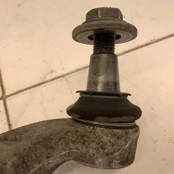 Braccio di controllo inferiore anteriore destro Audi A6 C7 3.0 TDI OEM image 6