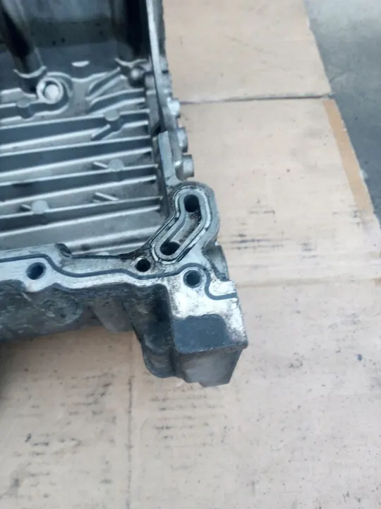 Cárter de aceite usado OEM 059103603AH para Audi 2.7/3.0 TDI image 5