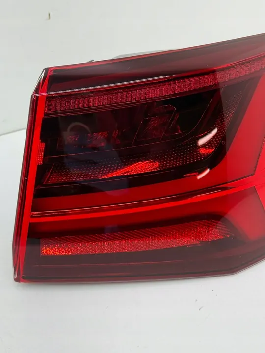 AUDI A6 C7 Avant Luz Trasera Derecha LED OEM image 4