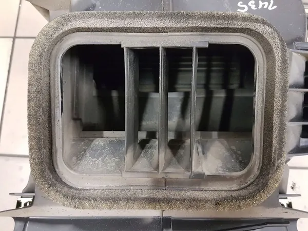 Verwarming OPEL VIVARO FURGON 2.5L diesel 2004 8200109674 image 7