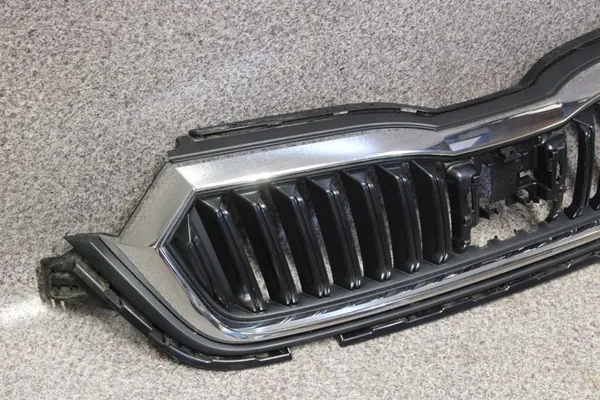 SKODA OCTAVIA IV 20-23 Grill 5E3807723 image 4