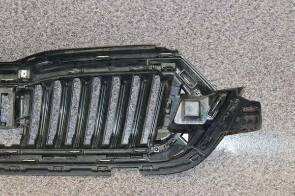SKODA OCTAVIA IV 20-23 Grill 5E3807723 image 6