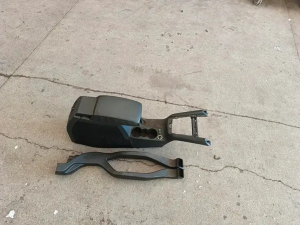 OEM autoklama99gfhn55 Läder Mittarmstöd Skoda Octavia 2 image 2