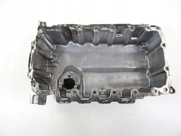 VW T-ROC 1.6 TDI Oljesensor 04L103603C 04L907660C image 9