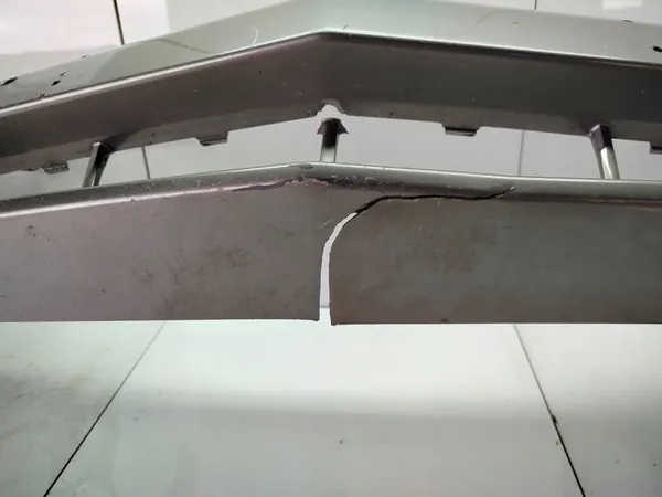 Parachoques delantero Mercedes Clase E W211 2006-09 image 9