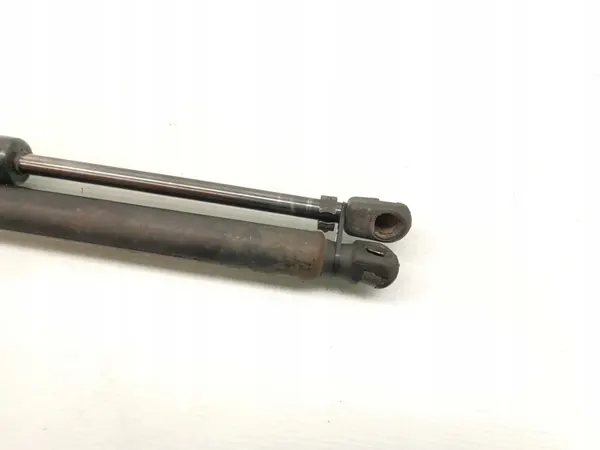 VW Touran Takaluukun Iskunvaimennin 2012 1T0827550H image 4