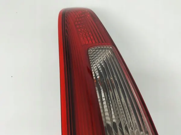 Luz Trasera Izquierda Volvo V50 04-07 OEM 30678749 image 5