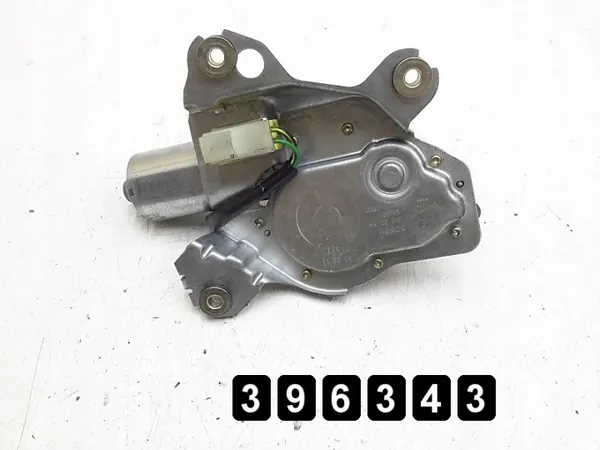 Nissan Terrano ruitenwissermotor OEM 0390201561 image 3