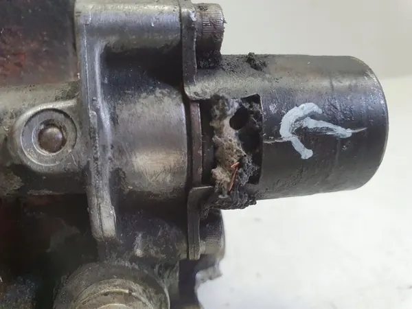 Bomba de combustible Ford Ranger 3.2 TDCi Diesel OEM FB3Q-9B395-AD image 7