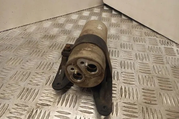 Secador de ar condicionado AUDI A4 2.0L gasolina 2002 OEM image 3