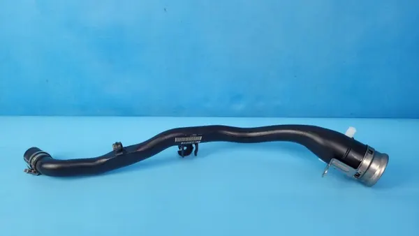 Pescoço de enchimento BMW OEM R2748744305 - Usado image 5