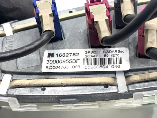 OEM 1682752-antenni BMW E71 SUV:lle 2007-2014 image 6