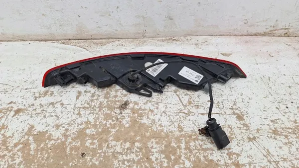Begagnad Porsche OE bakljus höger OEM 95B945726J image 3