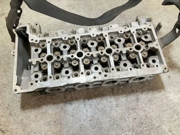Cabeça Motor BMW OEM 7040500 2.0L Diesel image 4
