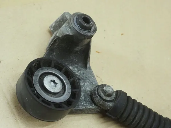 Ford Mondeo MK3 2.0 TDCI remspännare OEM 1C1Q-6B212-CA image 6