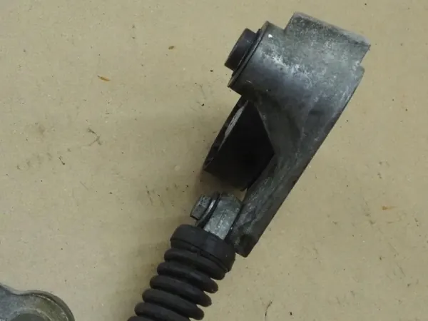 Ford Mondeo MK3 2.0 TDCI remspännare OEM 1C1Q-6B212-CA image 8